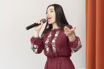 ... Iryna Kuchmakra (beide wohnen im VAÖ-Heim) sowie ...