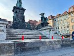 Kerzen am Erzherzog-Johann-Brunnen