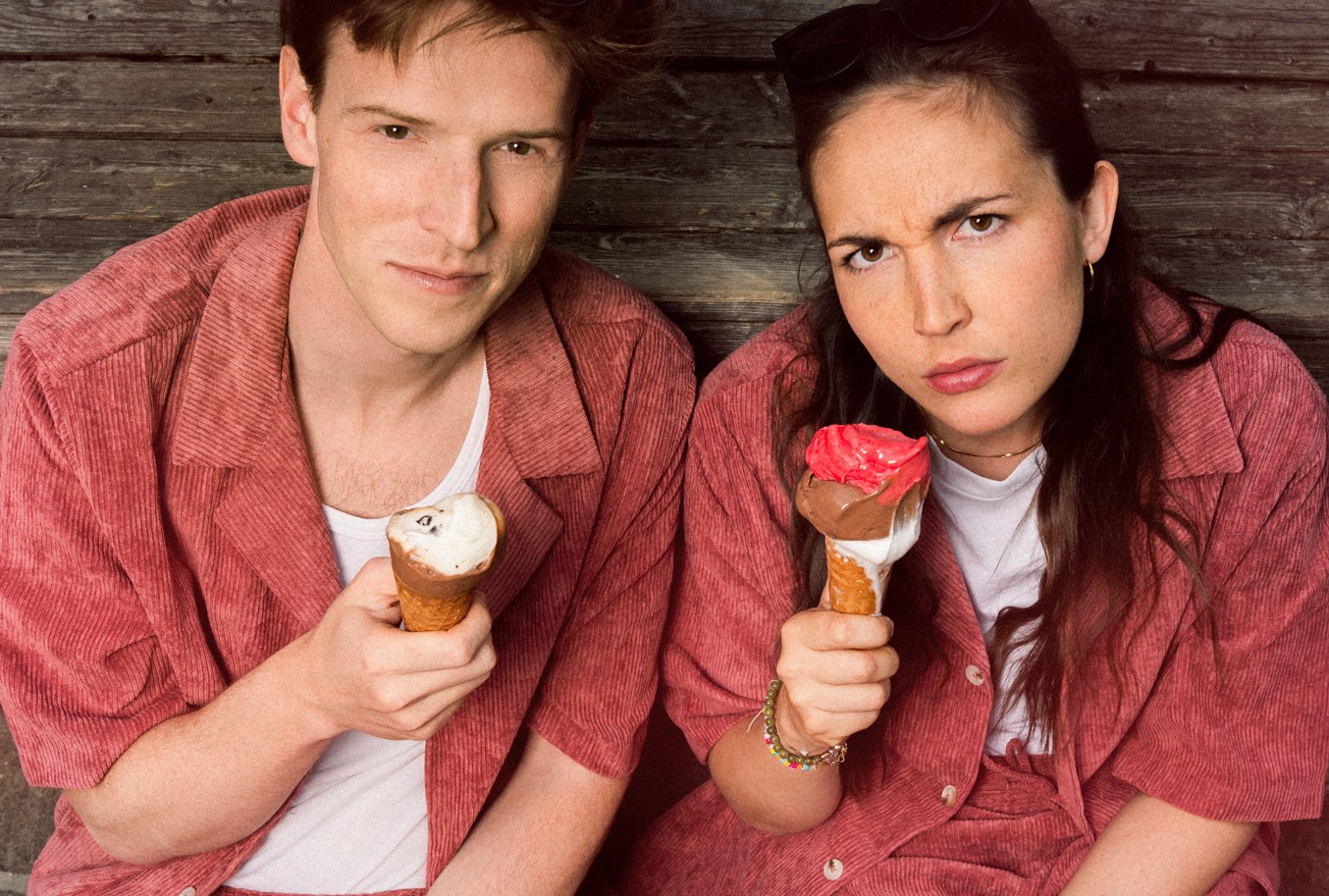 Tommy & Annika: Kennengelernt haben sich die zweifachen Meister im deutschsprachigen Poetry-Slam bei der Next-Liberty-Produktion Pippi Langstrumpf © stella Tommy & Annika: Kennengelernt haben sich die zweifachen Meister im deutschsprachigen Poetry-Slam bei der Next-Liberty-Produktion Pippi Langstrumpf