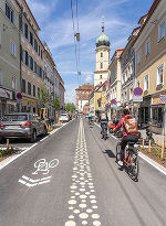 Mit im Rennen um den VCÖ-Mobilitätspreis: die Fahrradstraße in der oberen Neutorgasse ...