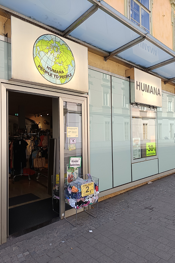HUMANA am Südtirolerplatz.