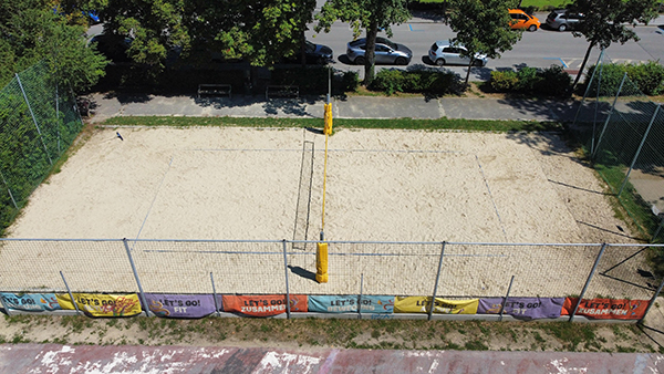 Beachvolleyballfeld_Hasnerplatz © Sportamt/ALILI Beachvolleyballfeld_Hasnerplatz