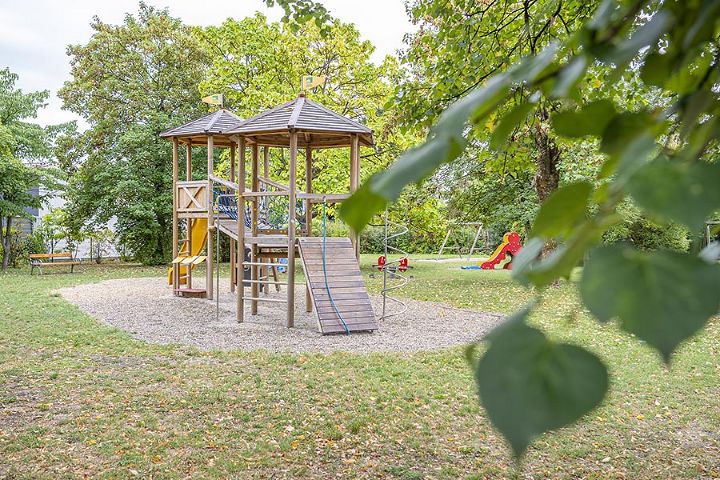 In Puntigam: Annemarie-Zdarsky-Park eröffnet