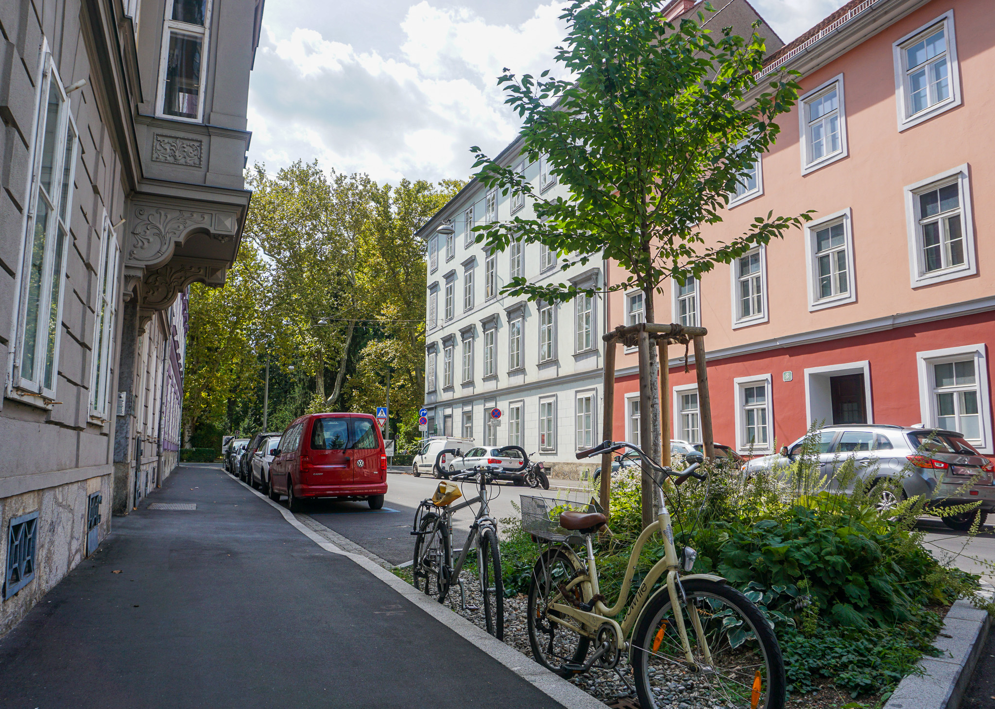 Sanierter Gehsteig