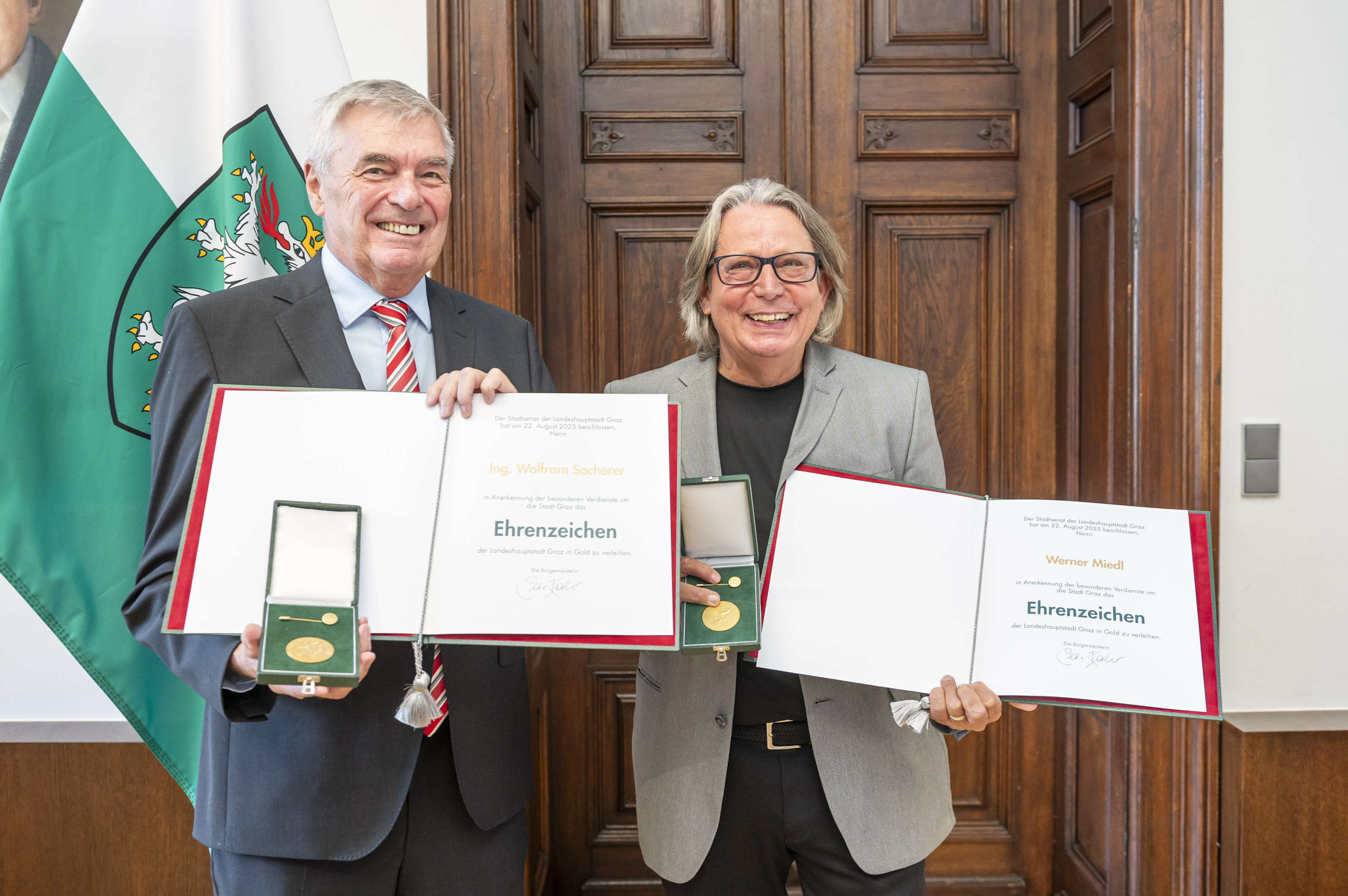 Goldenes Ehrenzeichen für Werner Miedl und Wolfram Sacherer am 22.9.2025 im Grazer Rathaus