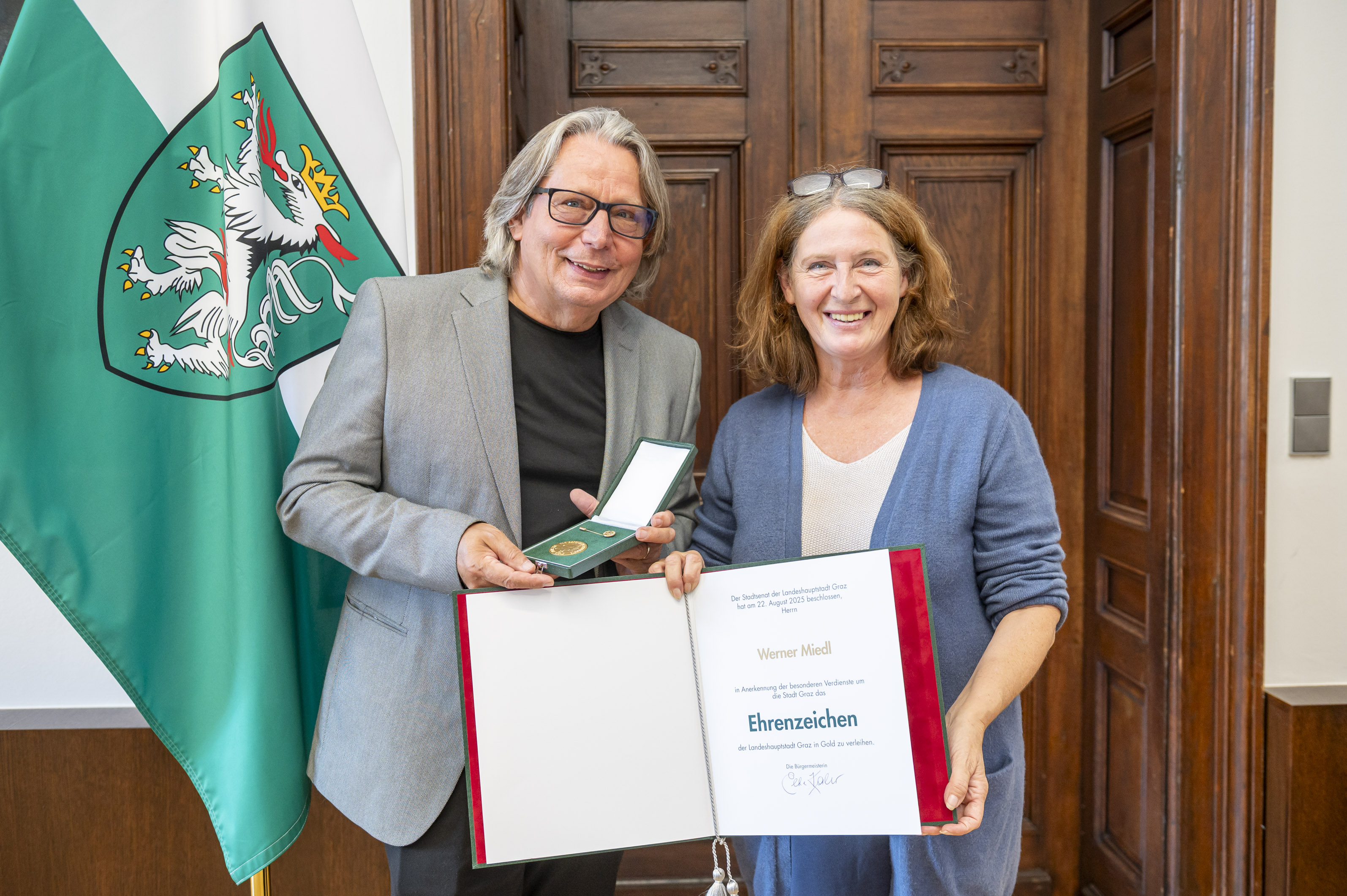 Goldenes Ehrenzeichen für Werner Miedl und Wolfram Sacherer am 22.9.2025 im Grazer Rathaus