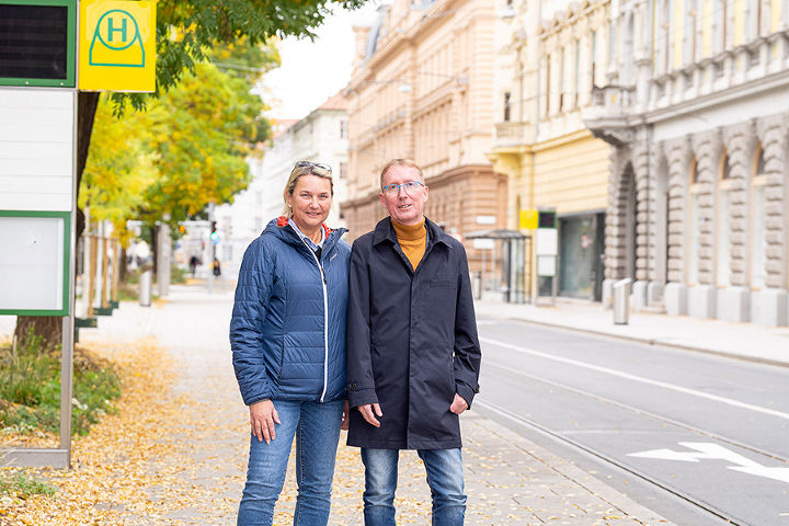 Schienenfachleute Sabine Kreuter und Klaus Masetti
