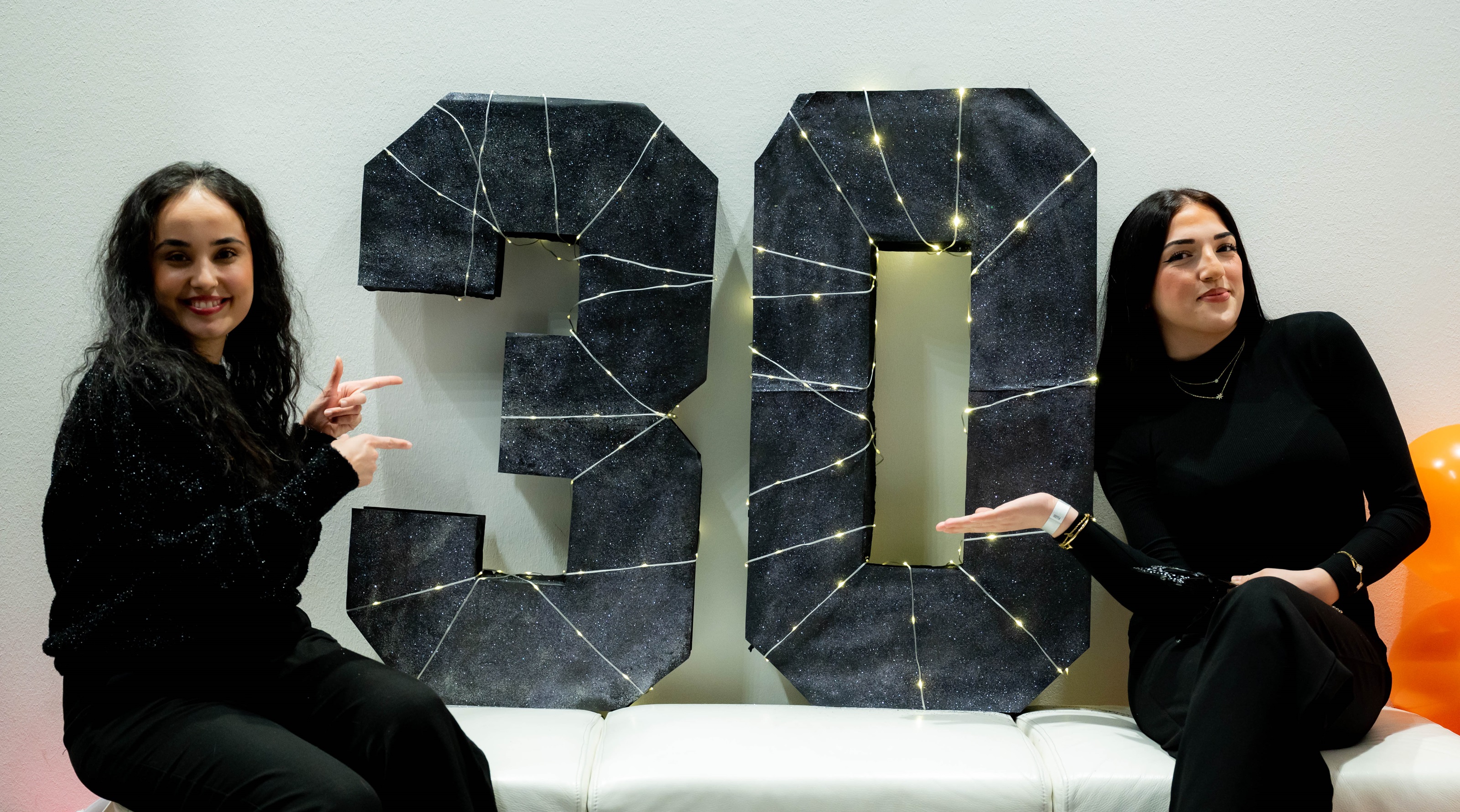 ehemalige Vorsitzende Dilan Firinci beim Fest