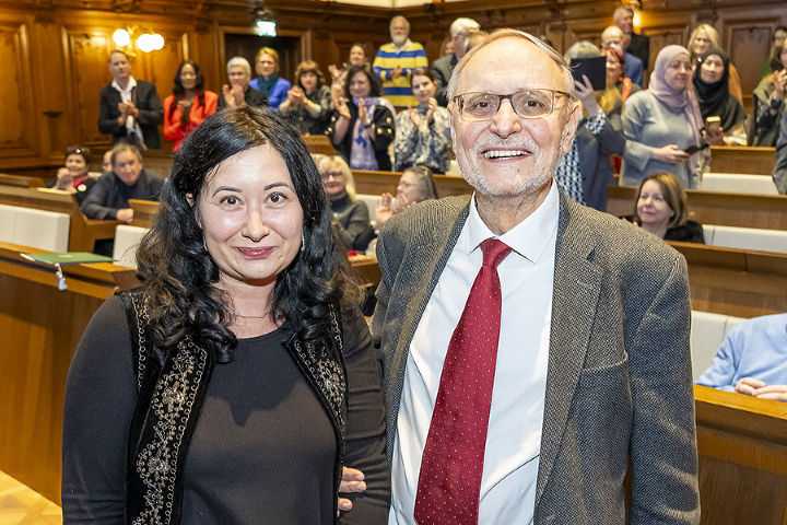 Irina Karamarković und Dietmar Dragarić wurden mit dem Menschenrechtspreis 2025 geehrt. 