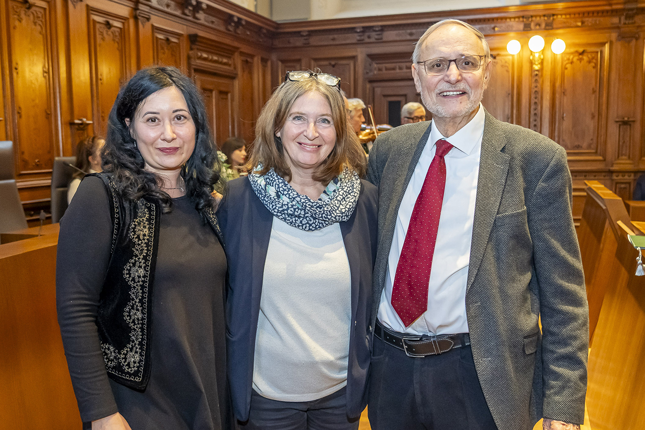 Der Menschenrechtspreis 2025 geht an Irina Karamarković und Dietmar Dragarić