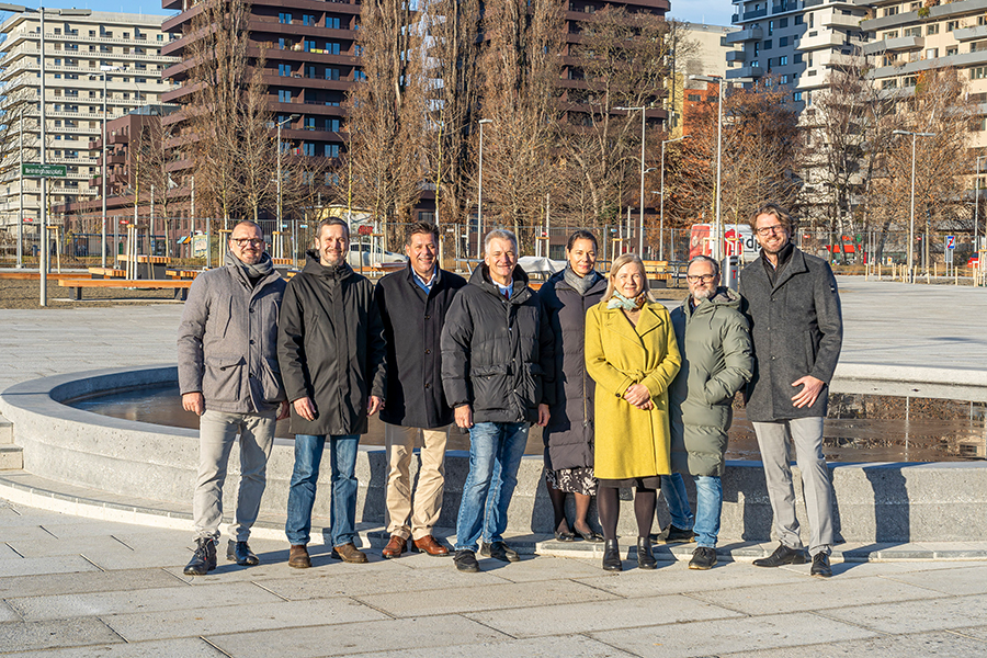 Im Team erfolgreich: Vladimir Strecansky, Bernd Schrunner, Bertram Werle, Manfred Eber, Heike Wolf-Nikodem-Eichenhardt, Judith Schwentner, Jürgen Stradner und Gerd Pichler (v. l.)