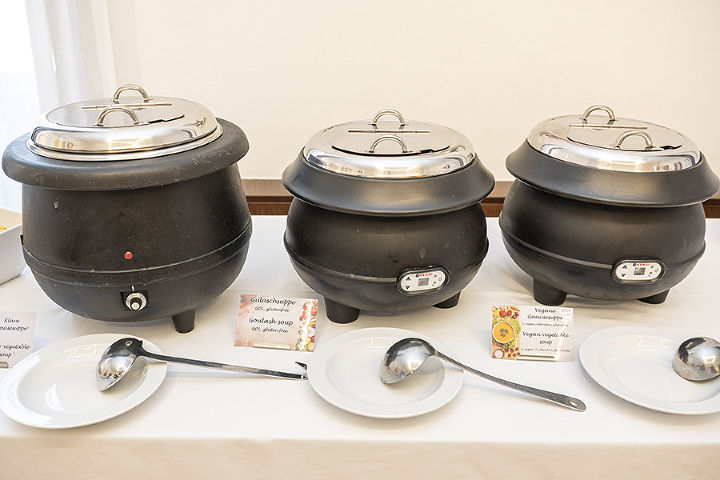 Benefizsuppenessen im Rathaus