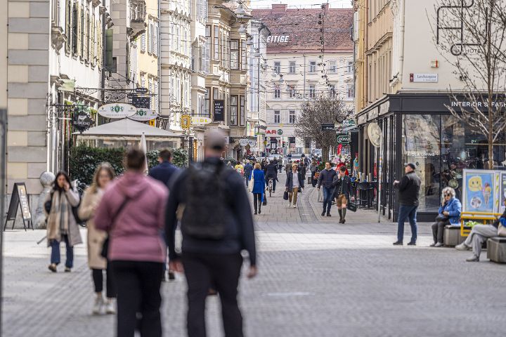 Die Schmiedgasse wird tagsüber zur reinen Fußgängerzone