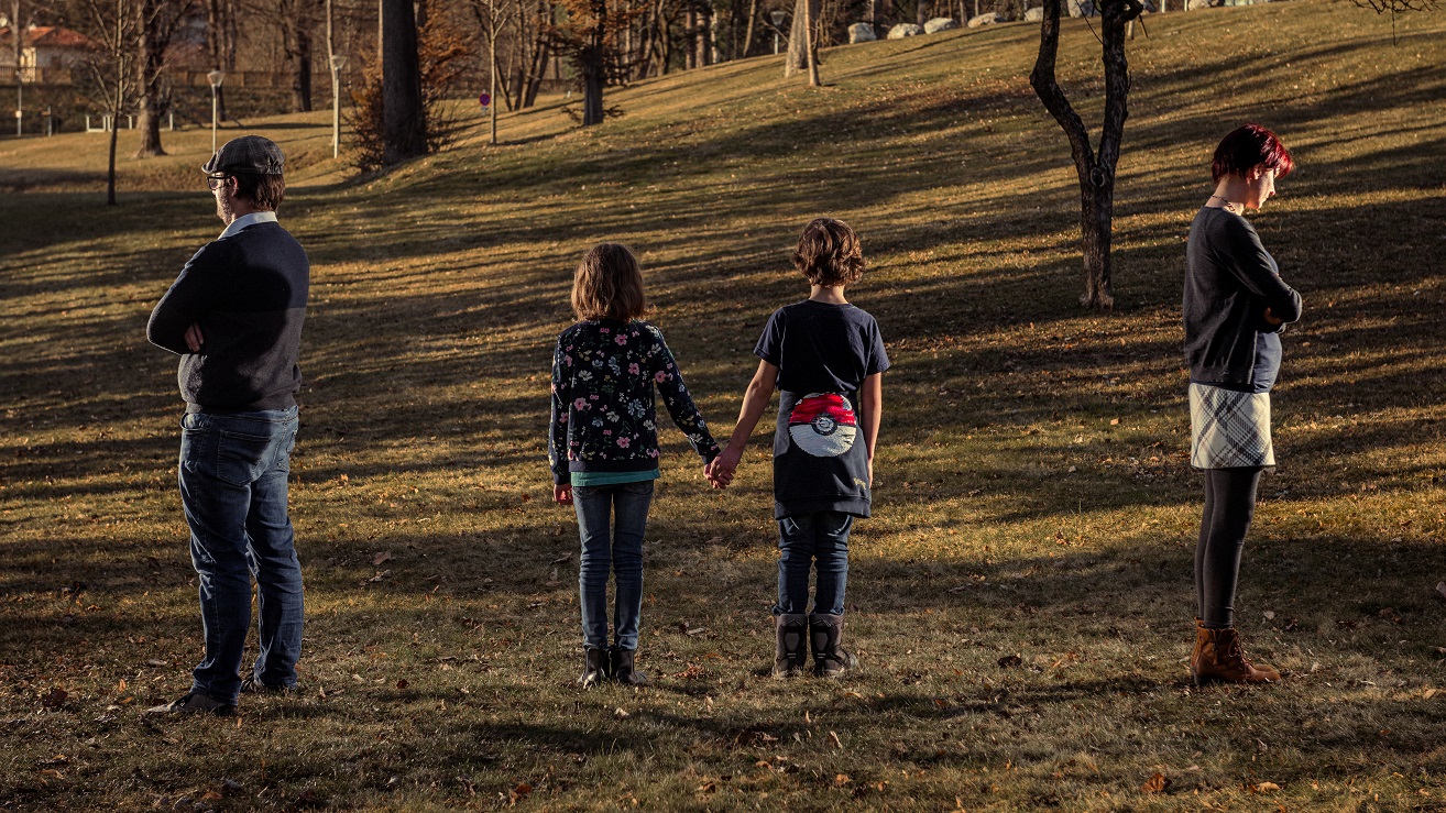 Was heißt Trennung? Kinder nach einer Trennung verstehen und begleiten © Rainbows/Stefan Janisch Was heißt Trennung? Kinder nach einer Trennung verstehen und begleiten