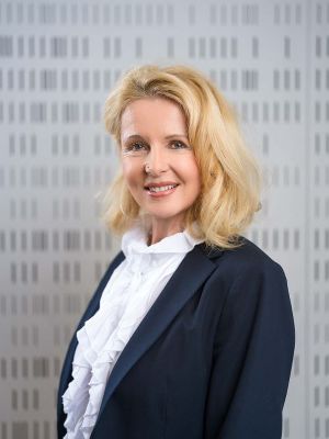 Karin Dier