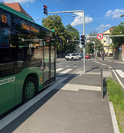 Wartefeld beim Buseinstieg. Zum Vergößern klicken Sie aufs Bild © Stadt Graz Wartefeld beim Buseinstieg. Zum Vergößern klicken Sie aufs Bild