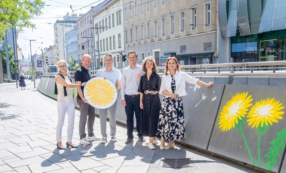(v.l.) Dieter Hardt-Stremayr (GF Graz Tourismus), Andrea Keimel (Wirtschaftsabteilung Stadt Graz), Susanne Haubenhofer (GF Erlebnisregion Graz), Stadtrat Kurt Hohensinner, Katrin Bucher Trantow (Kunsthaus Graz), Marko Mele (GF Universalmuseum Joanneum) © Stadt Graz/Fischer (v.l.) Dieter Hardt-Stremayr (GF Graz Tourismus), Andrea Keimel (Wirtschaftsabteilung Stadt Graz), Susanne Haubenhofer (GF Erlebnisregion Graz), Stadtrat Kurt Hohensinner, Katrin Bucher Trantow (Kunsthaus Graz), Marko Mele (GF Universalmuseum Joanneum)