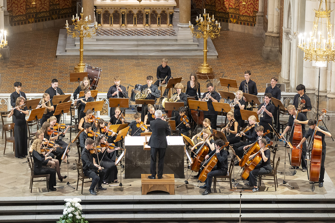 Der gemeinsame Spirit, die Leidenschaft für die Musik eint die jungen Orchestermitglieder in ganz kurzer Zeit. © Stadt Graz/Fischer Der gemeinsame Spirit, die Leidenschaft für die Musik eint die jungen Orchestermitglieder in ganz kurzer Zeit.