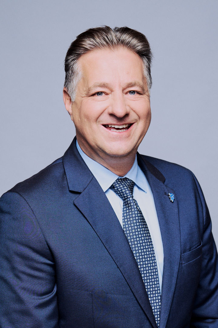René Apfelknab