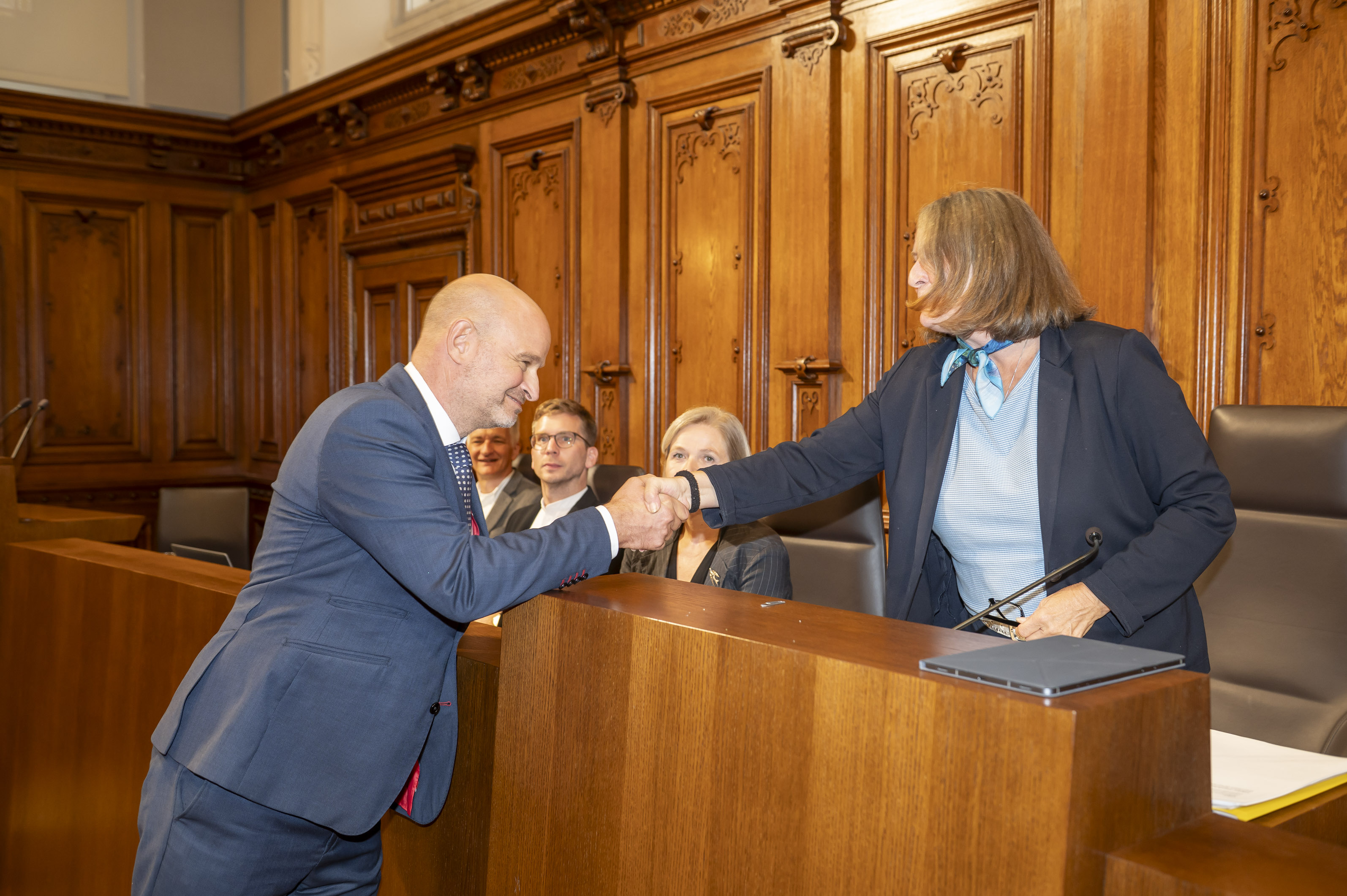 Die neuen Gemeinderäte bei der Angelobung. © Stadt Graz/Fischer Die neuen Gemeinderäte bei der Angelobung.