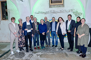 ... und die Volksschule Reininghaus © Binas Pictures ... und die Volksschule Reininghaus
