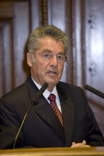 Univ.-Prof. Dr. Heinz Fischer