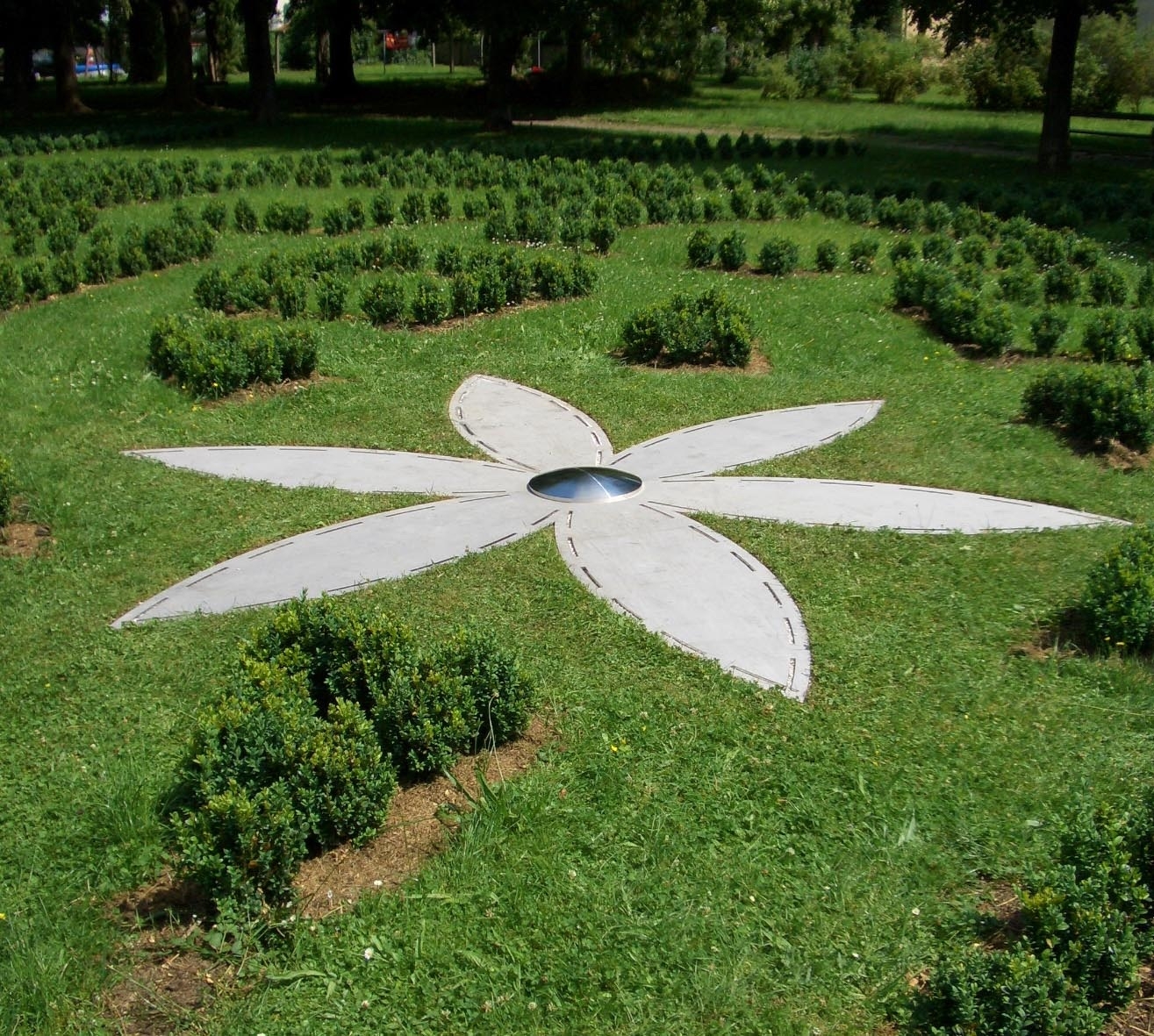 Gartenlabyrinth im Dr. Schlossarpark, Foto: kunstGarten Irmi Horn