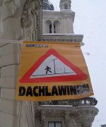 Achtung - das Anbringen einer Warnstange oder -fahne allein ist oft zu wenig! © Stadt Graz/Sicherheitsmanagement Achtung - das Anbringen einer Warnstange oder -fahne allein ist oft zu wenig! © Stadt Graz/Sicherheitsmanagement