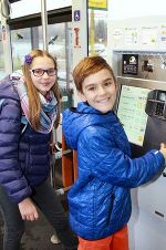 Kinder in der Straßenbahn © Stadt Graz/Erwin Wieser Kinder in der Straßenbahn